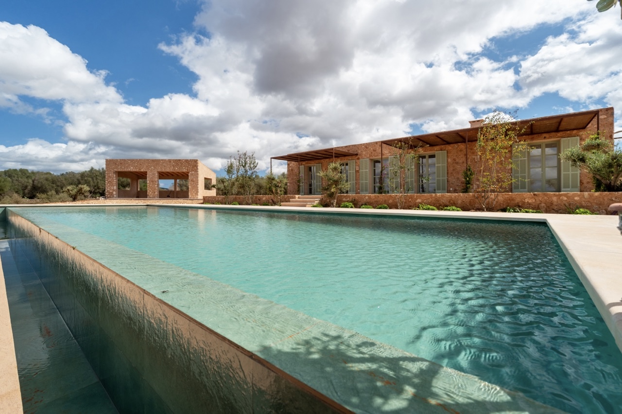 Finca de nueva construcción en Cas Concos.